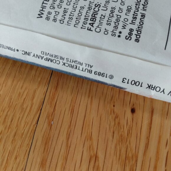 Vintage Bedroom Sewing Pattern Ruffle Duvet Cover, Curtain, Pillow Case Neckroll - Picture 7 of 10